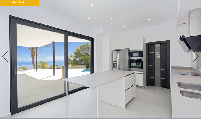 Modern luxury villa newly built with sea views in Les Bassetes Calpe